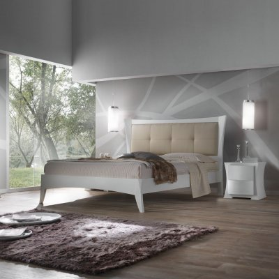 VELA BIANCA włoskie podwójne łóżko z tapicerowanym zagłówkiem z ecoskóry