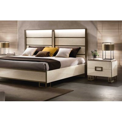 POESIA Włoskie podwójne łóżko  z zagłówkiem Bed Queen 215x182x140 cm