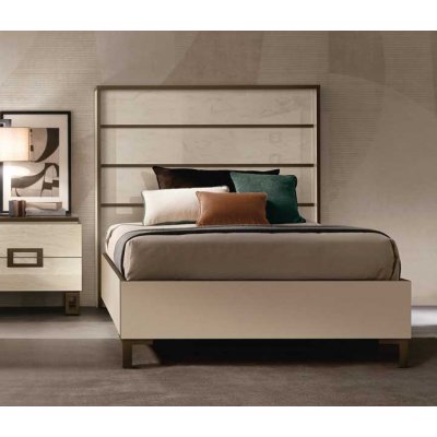  POESIA Włoskie łóżko z zagłówkiem materiał kategoria E 200x136x140 cm